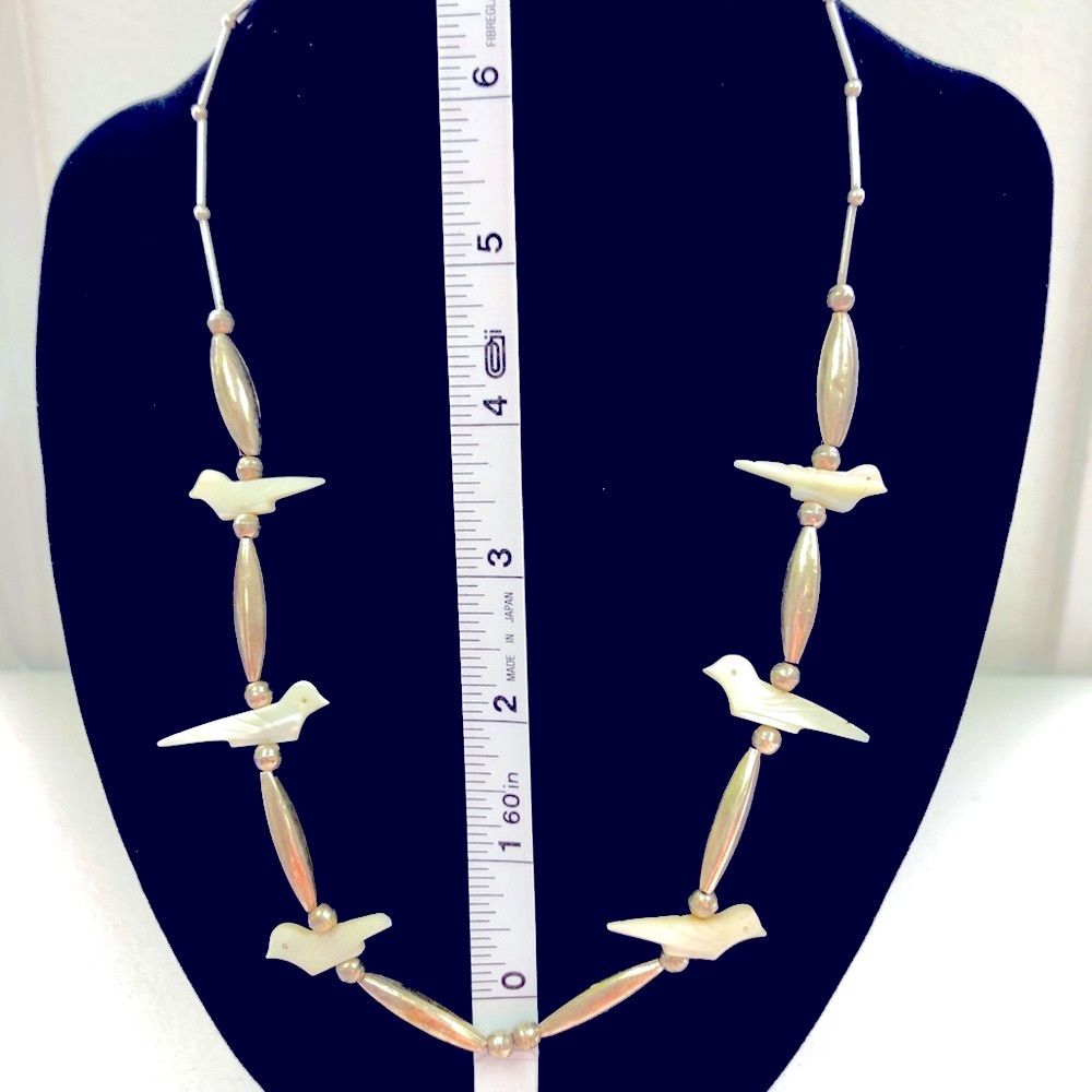 Vintage Sterling Silver & Carved Birds Necklace - Picture 4 of 7
